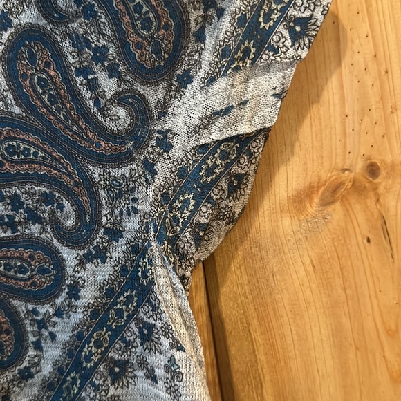 Altar’d state tunic - Picture 12 of 12